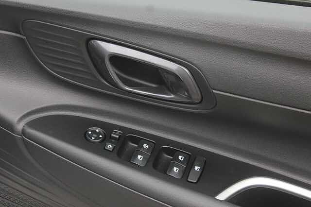 Hyundai I20 1.0T GDi Premium 5dr DCT Atlas White