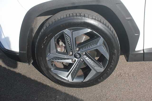 Hyundai TUCSON 1.6 TGDi Hybrid 230 Ultimate 5dr 2WD Auto Polar White