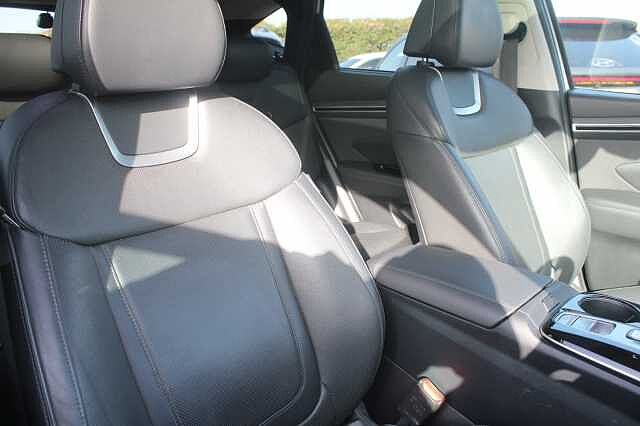 Hyundai TUCSON 1.6 TGDi Hybrid 230 Ultimate 5dr 2WD Auto Polar White