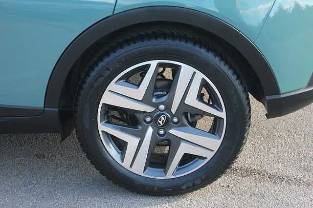 Hyundai BAYON 1.0 TGDi 48V MHEV Ultimate 5dr DCT Mangrove Green