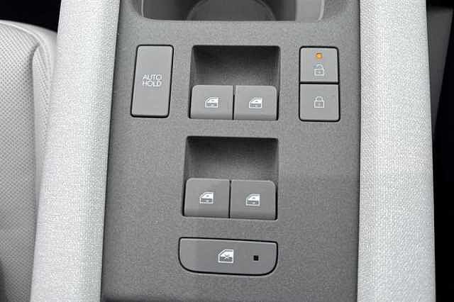 Hyundai IONIQ 6 77.4kWh Ultimate Saloon 4dr Electric Auto (228 ps) White