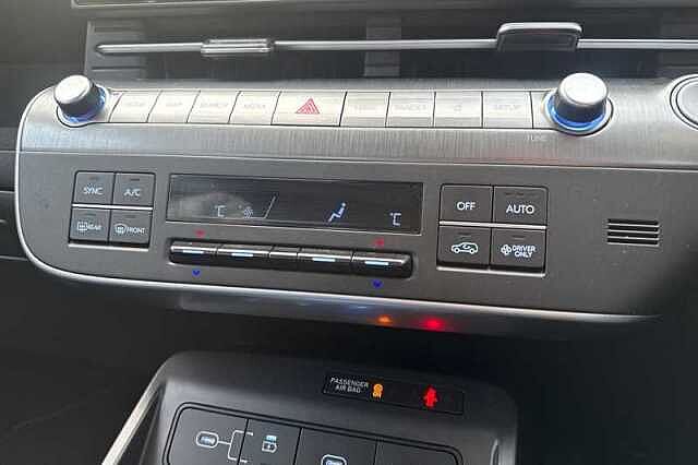 Hyundai KONA 48.4kWh Advance SUV 5dr Electric Auto (156 ps)
