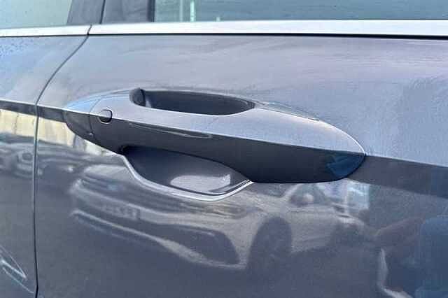 Hyundai KONA 48.4kWh Advance SUV 5dr Electric Auto (156 ps)