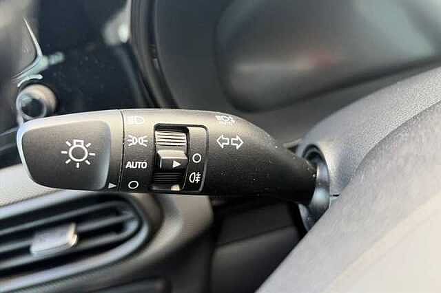 Hyundai I10 1.2 Advance Hatchback 5dr Petrol Auto Euro 6 (s/s) (79 ps) Black