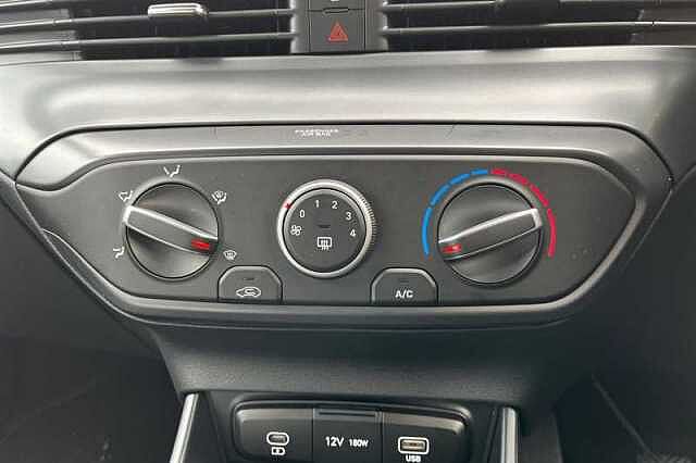 Hyundai I20 1.0 T-GDi Black Line Hatchback 5dr Petrol Manual Euro 6 (s/s) (90 ps) Blue