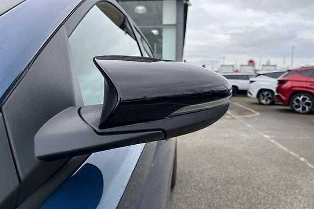 Hyundai I20 1.0 T-GDi Black Line Hatchback 5dr Petrol Manual Euro 6 (s/s) (90 ps) Blue