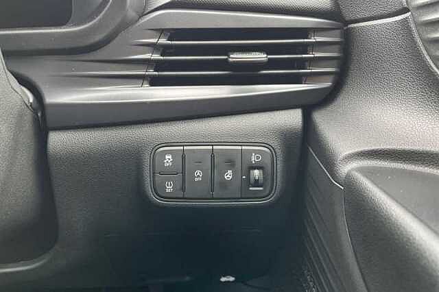 Hyundai I20 1.0 T-GDi Black Line Hatchback 5dr Petrol Manual Euro 6 (s/s) (90 ps) Blue