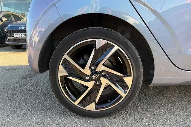 Hyundai I10 1.0 Premium Hatchback 5dr Petrol Manual Euro 6 (s/s) (67 ps) Blue