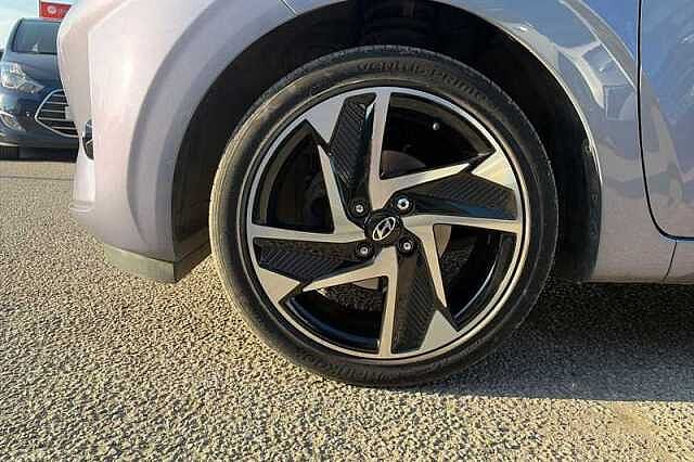 Hyundai I10 1.0 Premium Hatchback 5dr Petrol Manual Euro 6 (s/s) (67 ps) Blue