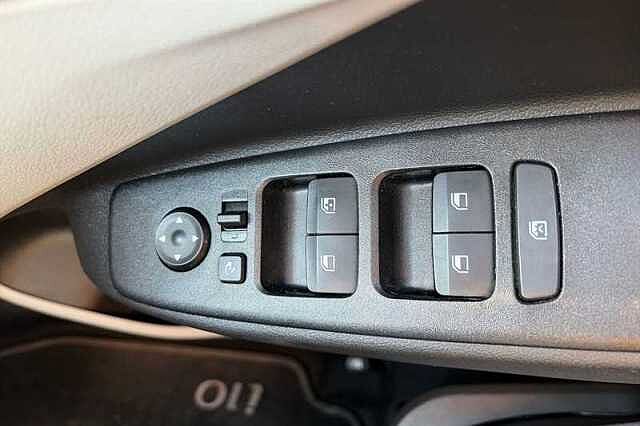 Hyundai I10 1.0 Premium Hatchback 5dr Petrol Manual Euro 6 (s/s) (67 ps) Blue