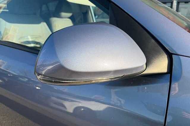 Hyundai I10 1.0 Premium Hatchback 5dr Petrol Manual Euro 6 (s/s) (67 ps) Blue