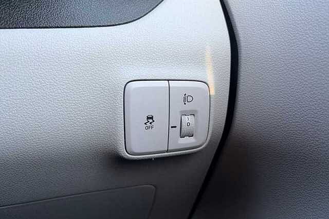Hyundai I10 1.0 Premium Hatchback 5dr Petrol Manual Euro 6 (s/s) (67 ps) Blue