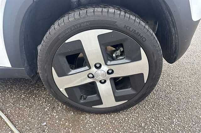 Hyundai INSTER Long Range 49kWh 02 SUV 5dr Electric Auto (115 ps) White
