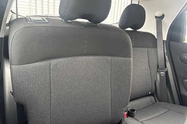 Hyundai INSTER Long Range 49kWh 02 SUV 5dr Electric Auto (115 ps) White