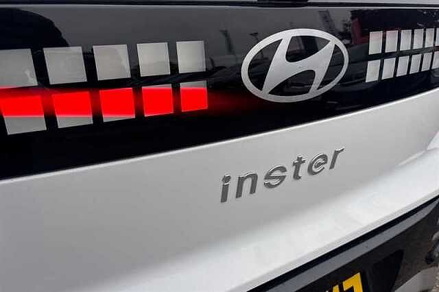 Hyundai INSTER Long Range 49kWh 02 SUV 5dr Electric Auto (115 ps) White