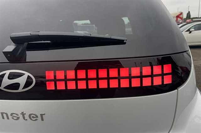 Hyundai INSTER Long Range 49kWh 02 SUV 5dr Electric Auto (115 ps) White