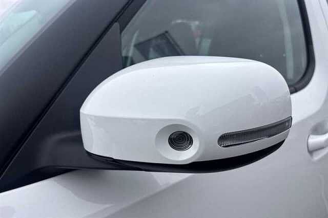 Hyundai INSTER Long Range 49kWh 02 SUV 5dr Electric Auto (115 ps) White