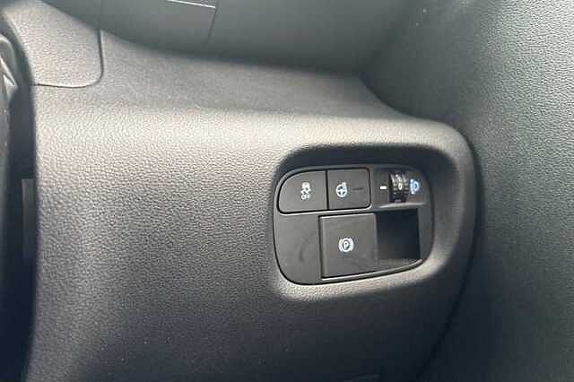 Hyundai INSTER Long Range 49kWh 02 SUV 5dr Electric Auto (115 ps) White