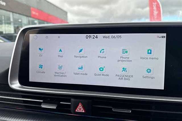 Hyundai IONIQ 6 77.4kWh Ultimate Saloon 4dr Electric Auto (228 ps) Black