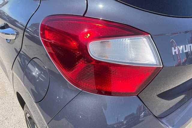 Hyundai I10 1.2 Premium Hatchback 5dr Petrol Auto Euro 6 (s/s) (79 ps) Grey