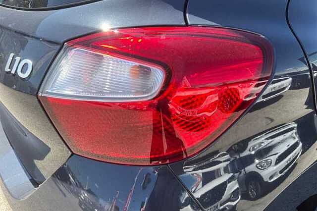 Hyundai I10 1.2 Premium Hatchback 5dr Petrol Auto Euro 6 (s/s) (79 ps) Grey