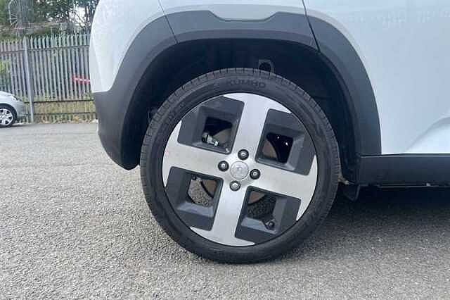 Hyundai INSTER Long Range 49kWh 02 SUV 5dr Electric Auto (115 ps) White