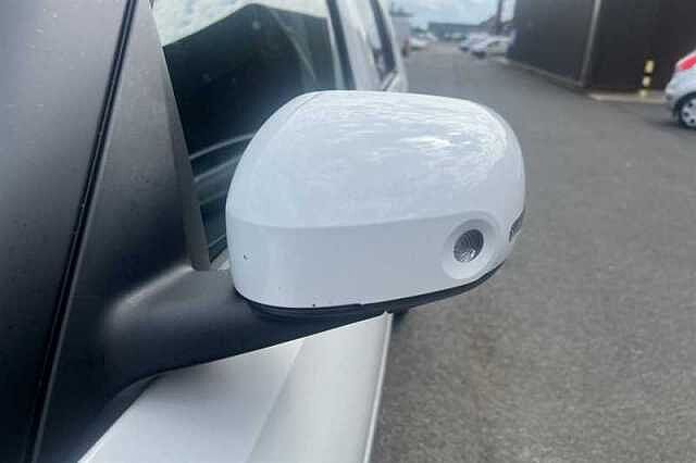 Hyundai INSTER Long Range 49kWh 02 SUV 5dr Electric Auto (115 ps) White