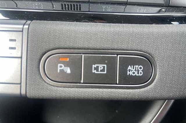 Hyundai INSTER Long Range 49kWh 02 SUV 5dr Electric Auto (115 ps) White