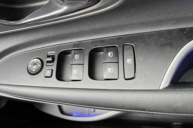 Hyundai i20 1.0 T-GDi Ultimate Hatchback 5dr Petrol DCT Euro 6 (s/s) (100 ps)