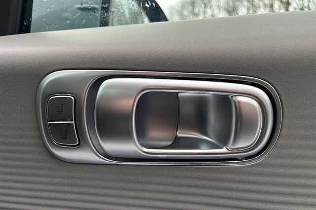 Hyundai IONIQ 6 77.4kWh Ultimate Saloon 4dr Electric Auto (228 ps)