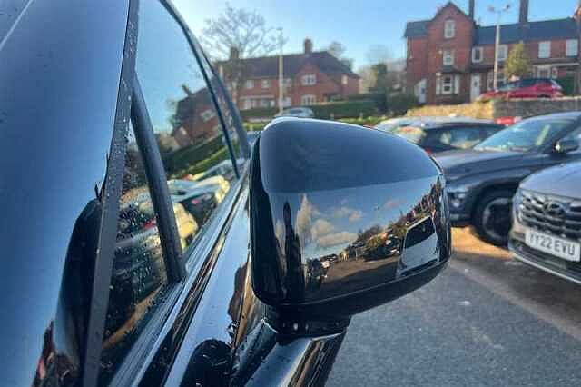 Hyundai SANTA FE 1.6 h T-GDi Calligraphy SUV 5dr Petrol Hybrid Auto 4WD Euro 6 (s/s) (7Seat) (215 Black