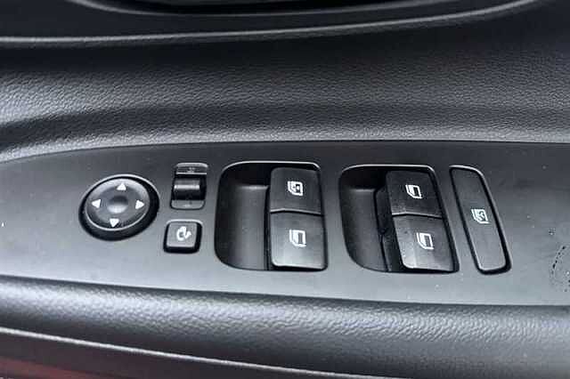 Hyundai i20 1.0 T-GDi Premium Hatchback 5dr Petrol DCT Euro 6 (s/s) (100 ps)