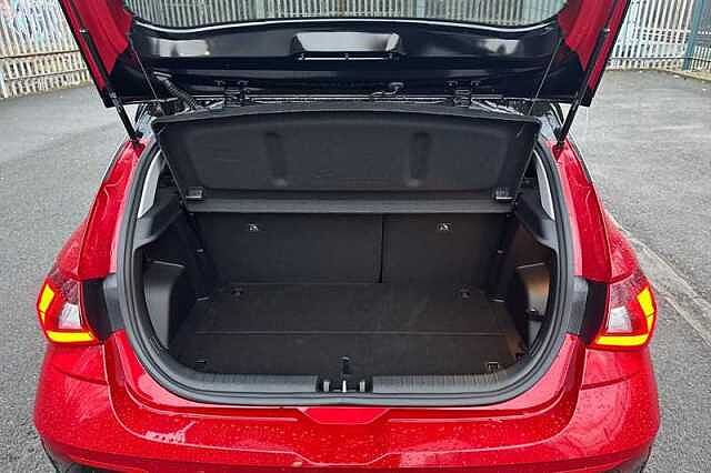 Hyundai i20 1.0 T-GDi Premium Hatchback 5dr Petrol DCT Euro 6 (s/s) (100 ps)