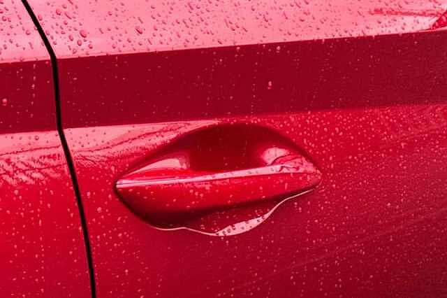 Hyundai i20 1.0 T-GDi Premium Hatchback 5dr Petrol DCT Euro 6 (s/s) (100 ps)