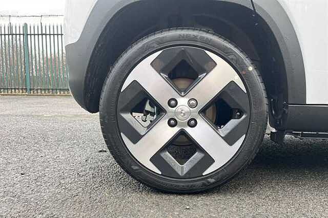 Hyundai INSTER Long Range 49kWh 02 SUV 5dr Electric Auto (115 ps) White