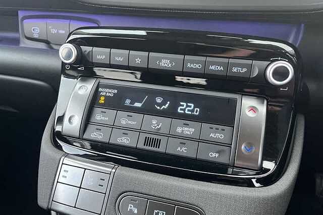 Hyundai INSTER Long Range 49kWh 02 SUV 5dr Electric Auto (115 ps) White