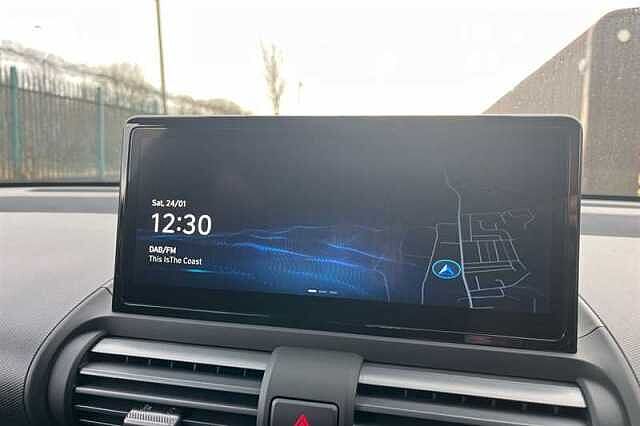 Hyundai INSTER Long Range 49kWh 02 SUV 5dr Electric Auto (115 ps) White