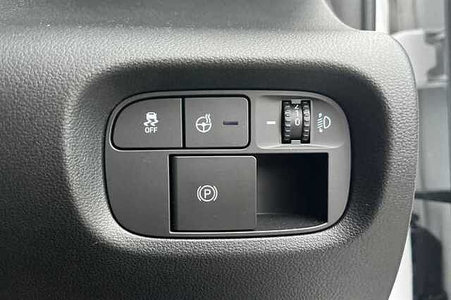 Hyundai INSTER Long Range 49kWh 02 SUV 5dr Electric Auto (115 ps) White