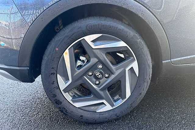 Hyundai BAYON 1.0 T-GDi Tech Line SUV 5dr Petrol DCT Euro 6 (s/s) (90 ps)