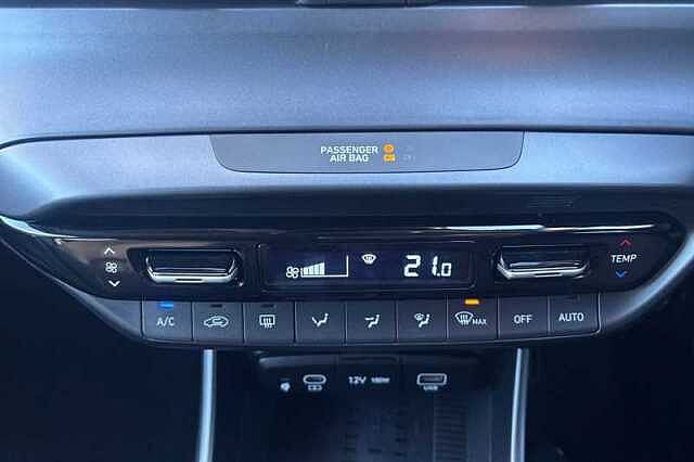 Hyundai BAYON 1.0 T-GDi Tech Line SUV 5dr Petrol DCT Euro 6 (s/s) (90 ps)