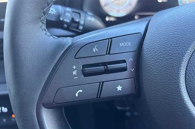 Hyundai BAYON 1.0 T-GDi Tech Line SUV 5dr Petrol DCT Euro 6 (s/s) (90 ps)