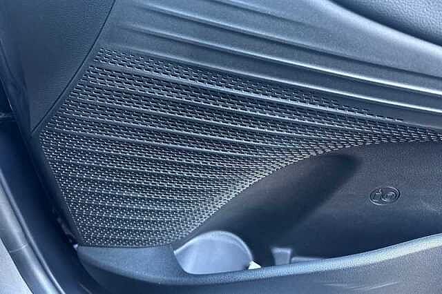 Hyundai BAYON 1.0 T-GDi Tech Line SUV 5dr Petrol DCT Euro 6 (s/s) (90 ps)