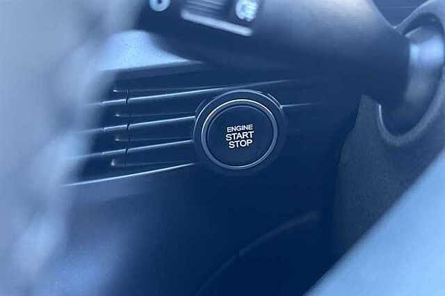 Hyundai BAYON 1.0 T-GDi Tech Line SUV 5dr Petrol DCT Euro 6 (s/s) (90 ps)