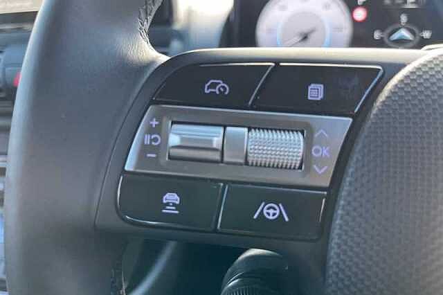 Hyundai INSTER Long Range 49kWh 02 SUV 5dr Electric Auto (115 ps) White