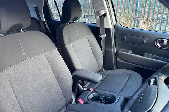 Hyundai INSTER Long Range 49kWh 02 SUV 5dr Electric Auto (115 ps) White