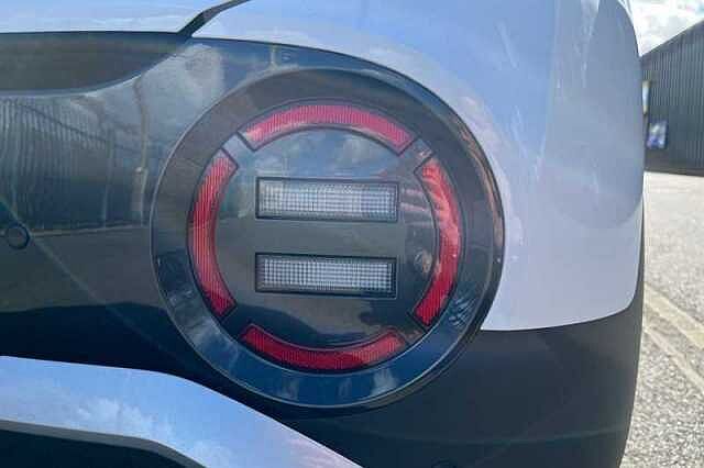 Hyundai INSTER Long Range 49kWh 02 SUV 5dr Electric Auto (115 ps) White