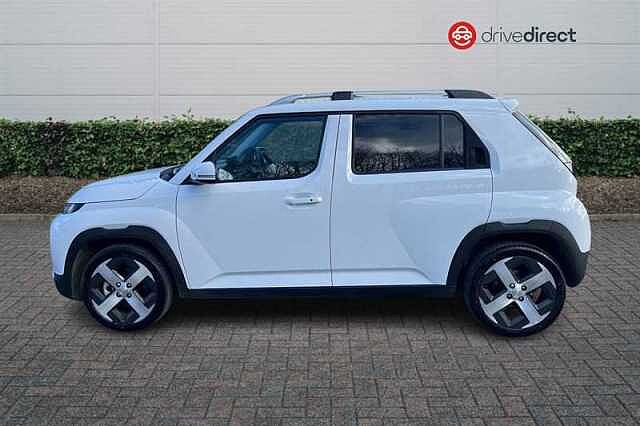 Hyundai INSTER Long Range 49kWh 02 SUV 5dr Electric Auto (115 ps) White