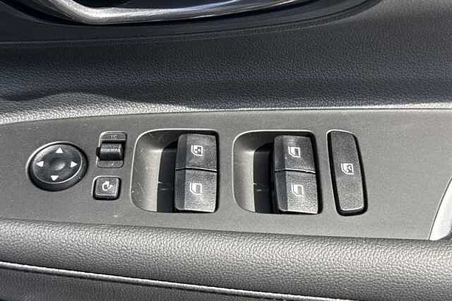 Hyundai I20 1.0 T-GDi Tech Line Hatchback 5dr Petrol DCT Euro 6 (s/s) (90 ps) Blue