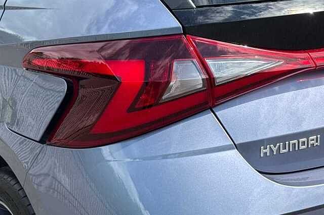 Hyundai I20 1.0 T-GDi Tech Line Hatchback 5dr Petrol DCT Euro 6 (s/s) (90 ps) Blue