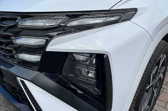 Hyundai TUCSON 1.6 T-GDi N Line SUV 5dr Petrol Hybrid Auto Euro 6 (s/s) (215 ps) White